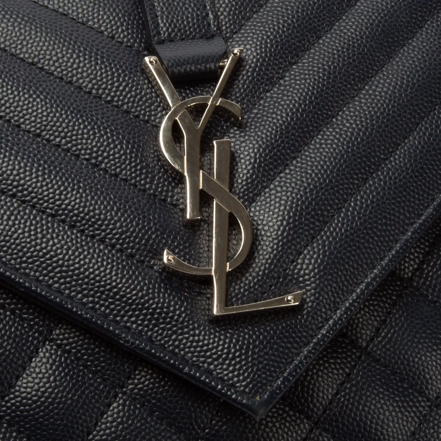 SAINT LAURENT  Tri Quilt Envelope Medium  Bag - Navy